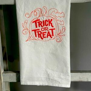 Kitchen towels or grill towels.